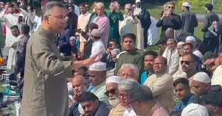 লন্ডনে নেতাকর্মীদের সঙ্গে ঈদের নামাজ আদায় করলেন তারেক রহমান